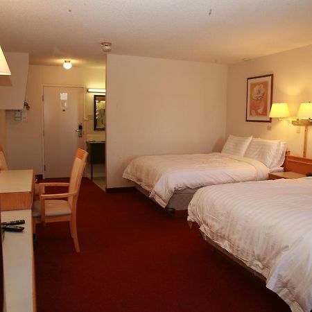 Widus Inn Swift Current Extérieur photo