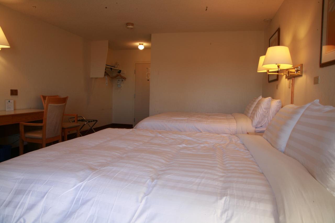 Widus Inn Swift Current Extérieur photo